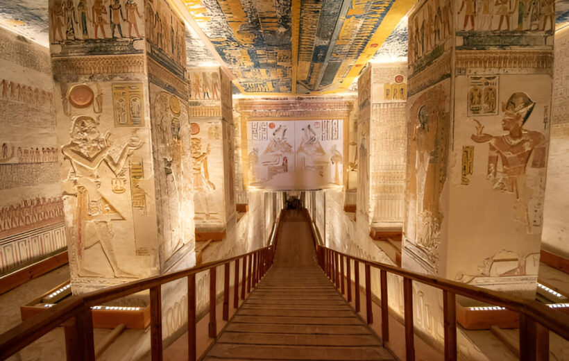 Private Day Tour to the West bank and East Bank of luxor